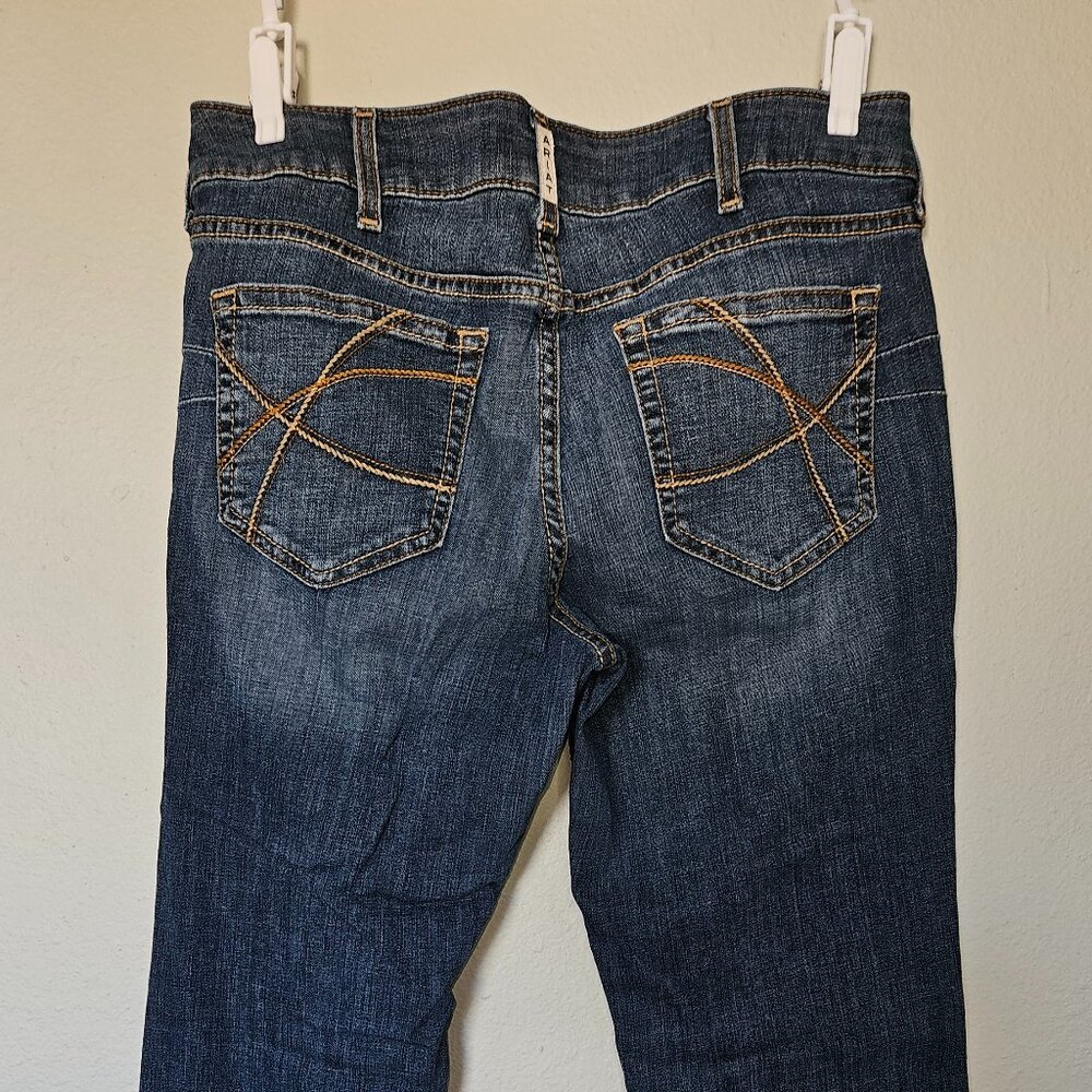 Ariat Women's R.E.A.L. Straight Leg Luciana Jeans 32R